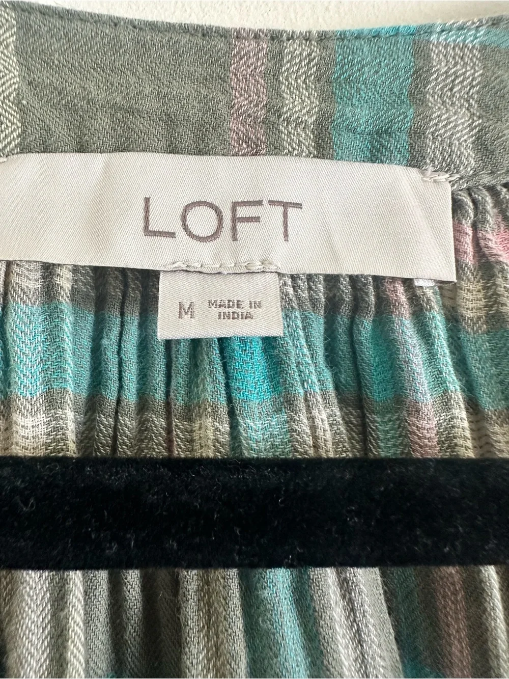 Loft plaid puff sleeve gauze tie front blouse size M